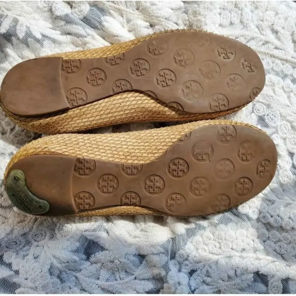 Tory Burch Reva Beige snake texture leather ballet size 7